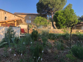 La Magnanerie de l'Estrade, gîte 8 pers avec piscine